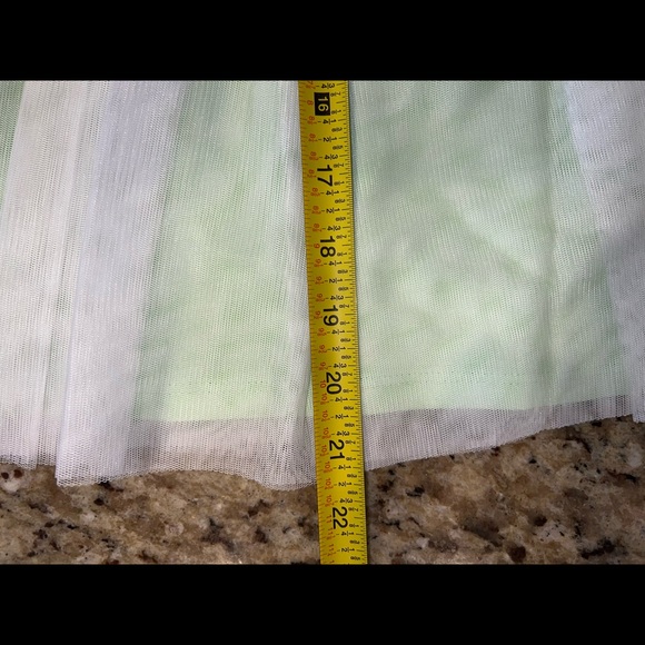 Guess Los Angeles Kids Light Green Spring Easter Dress Size M 5-6. - Picture 6 of 8